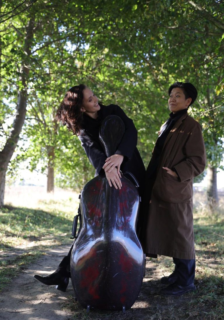 Das Duo Yoko und Margreta Margreta Häfer und Yoko Kuwahara